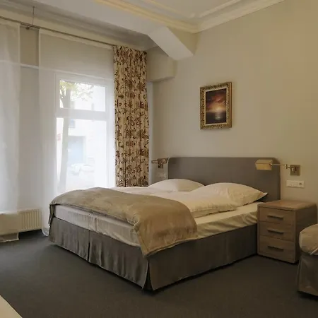 Schafer Guest house